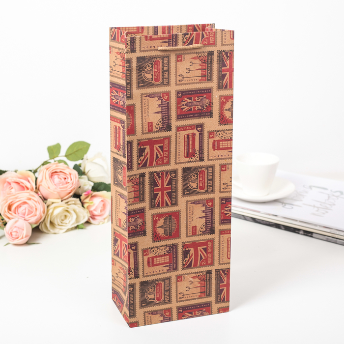 Пакет подарочный под бутылку "Марки", 15 х 9 х 40 см