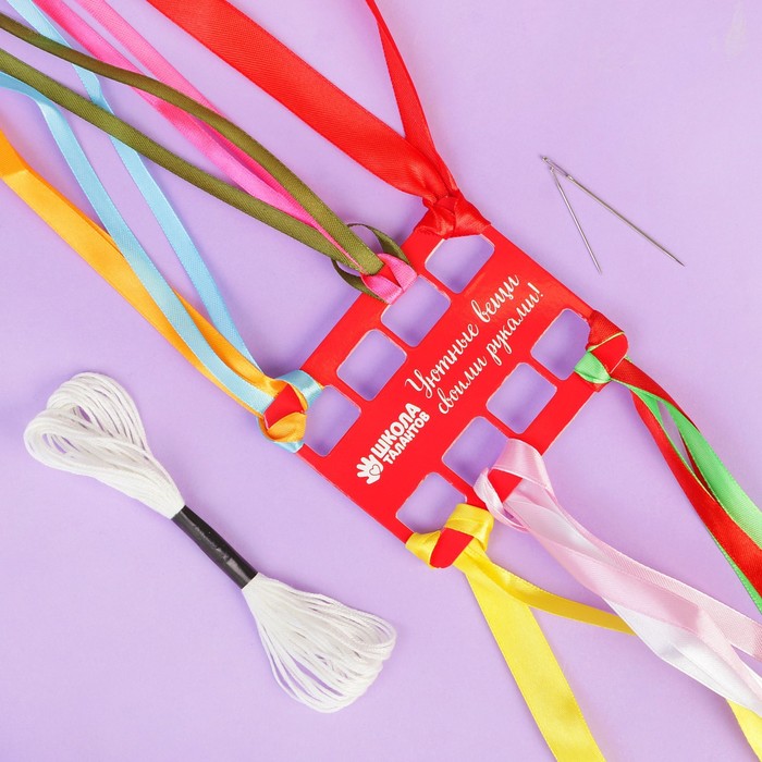 Вышивка лентами по шкатулке "Жостово"