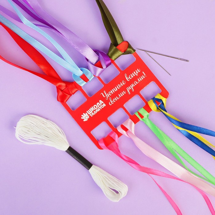 Вышивка лентами по шкатулке "Маки"