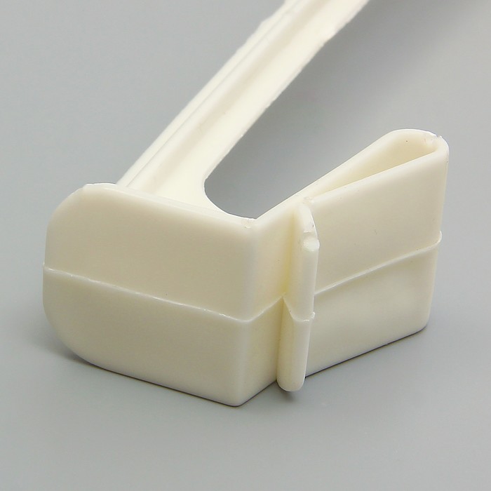 Флаг 30х45 см, Казань, со штоком для машины, триколор, герб России, полиэстер