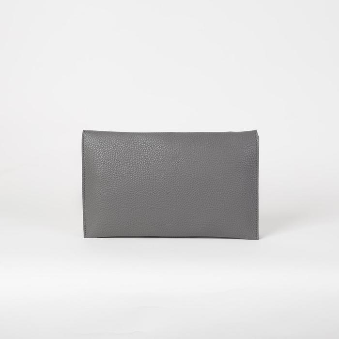 Сумка женская, 3 отдела на клапане, регулируемый ремень, цвет серый