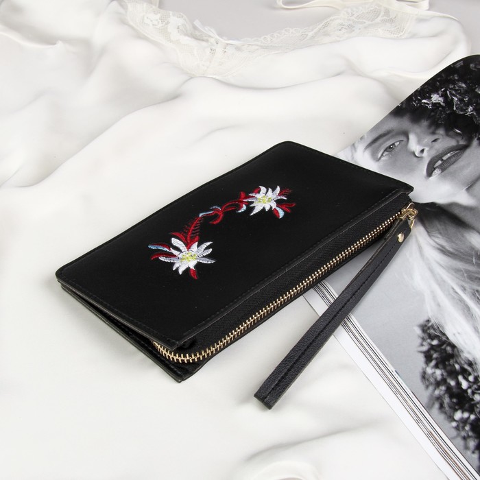 Кошелёк женский, 4 отдела для карт, для монет, с ручкой, цвет чёрный