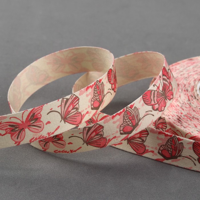 Лента хлопковая "Бабочки", 15мм, 19±1м, цвет белый/красный