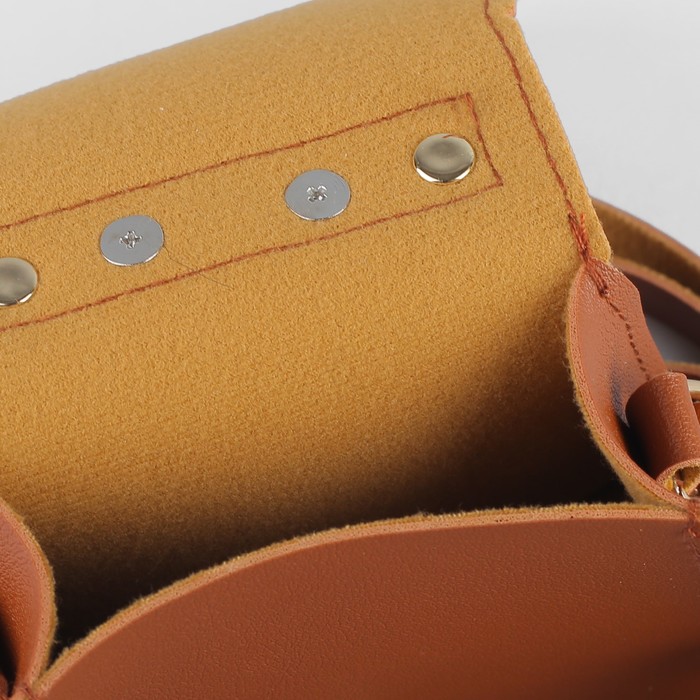 Сумка детская, отдел на клапане, регулируемый ремешок, цвет коричневый