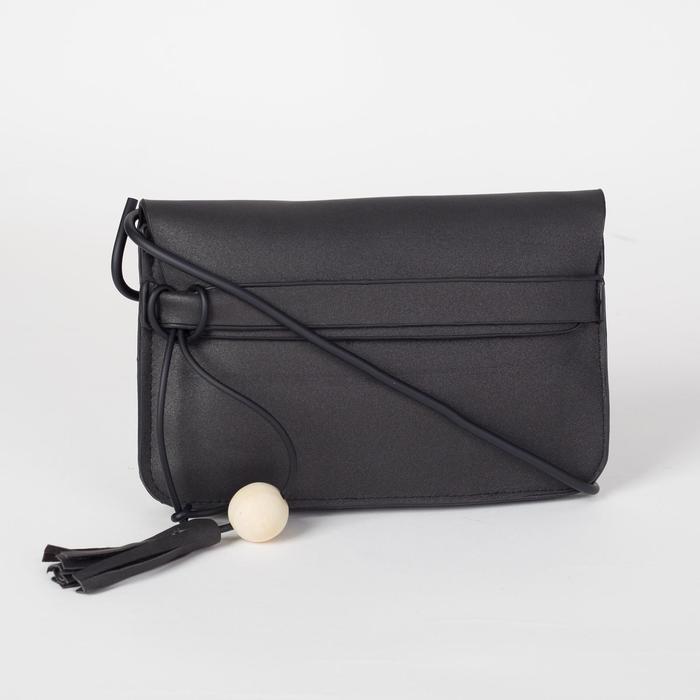 Сумка женская, 2 отдела на клапане, длинный ремень, цвет чёрный
