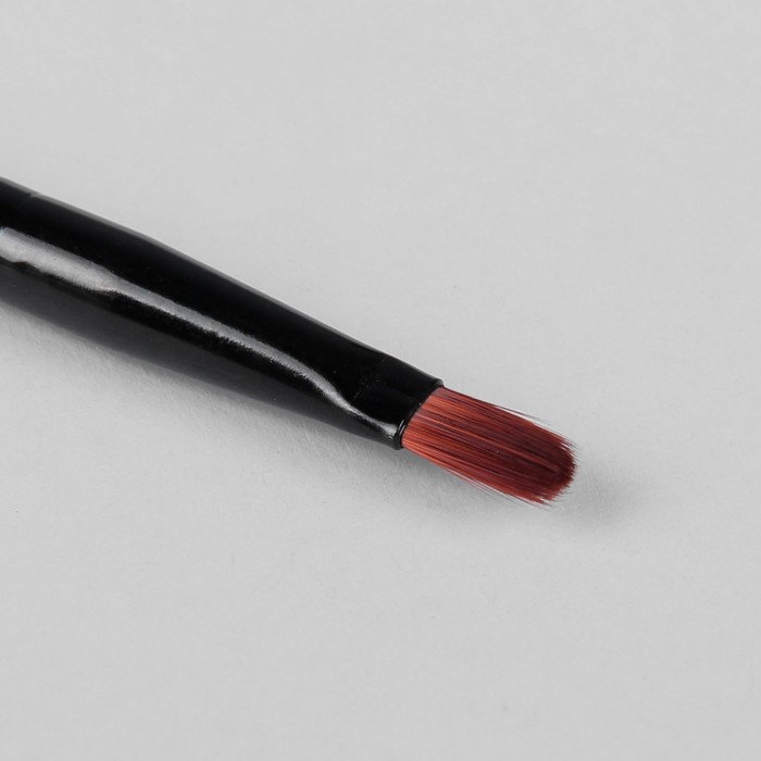 Кисть для макияжа/бровей и ресниц, двусторонняя, цвет белый/чёрный