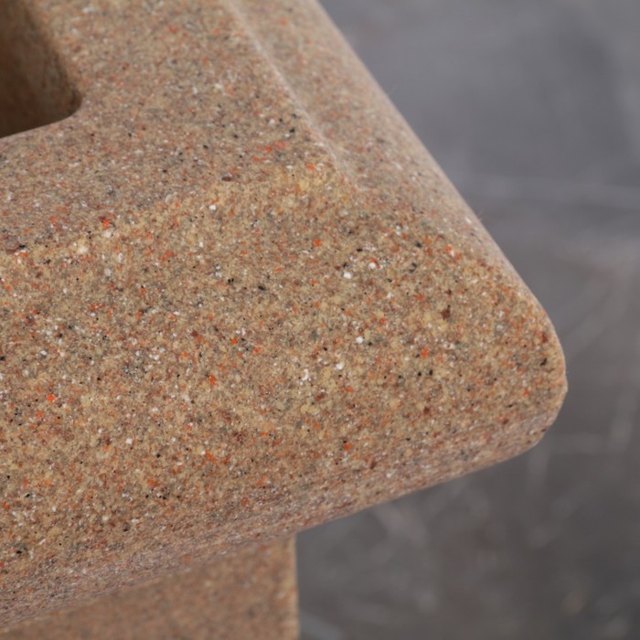 Ваза декоративная №10 "Византия" (песчаный гранит)