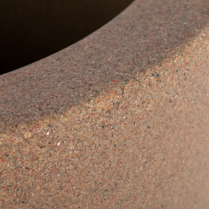 Ваза декоративная №6 "Свеча" (песчаный гранит)