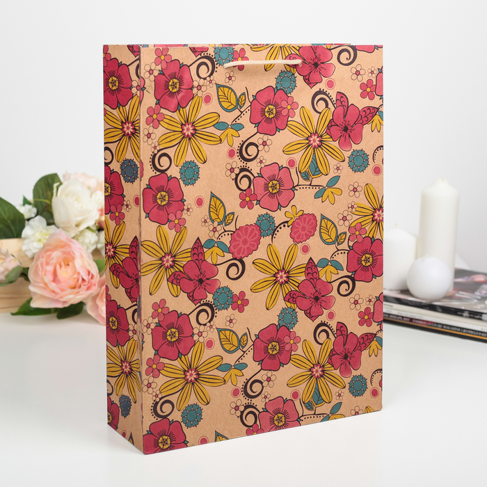 Пакет крафт "Яркие цветы". 23 х 8,5 х 32 см
