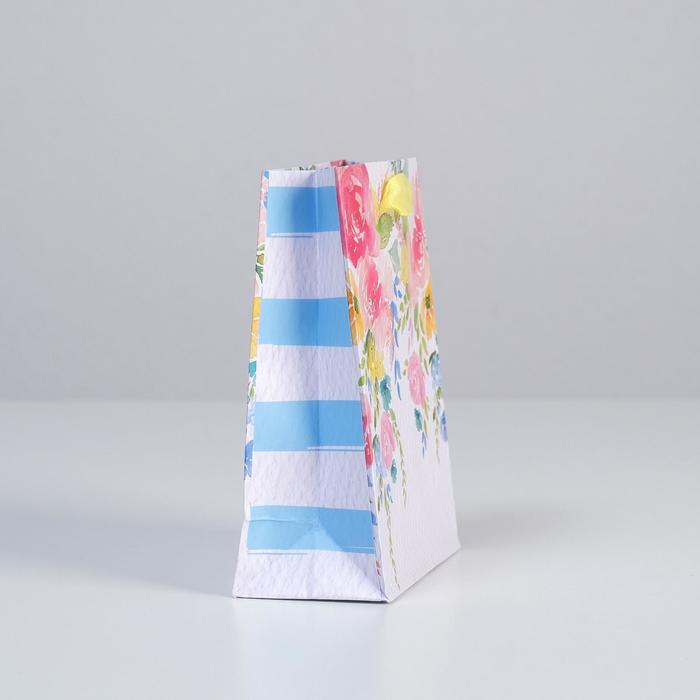 Пакет ламинированный вертикальный «Самой нежной!», S 11 × 14 × 5,5 см