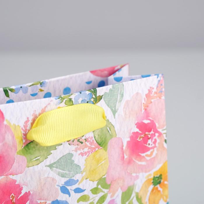 Пакет ламинированный вертикальный «Самой нежной!», S 11 × 14 × 5,5 см