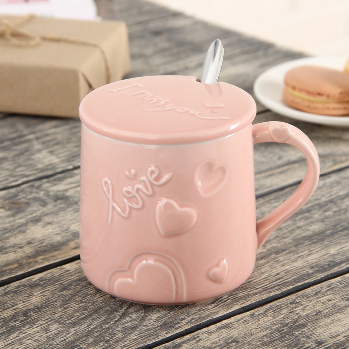 Кружка 420 мл "Скучаю по тебе", с керамической крышкой и ложкой, цвета МИКС