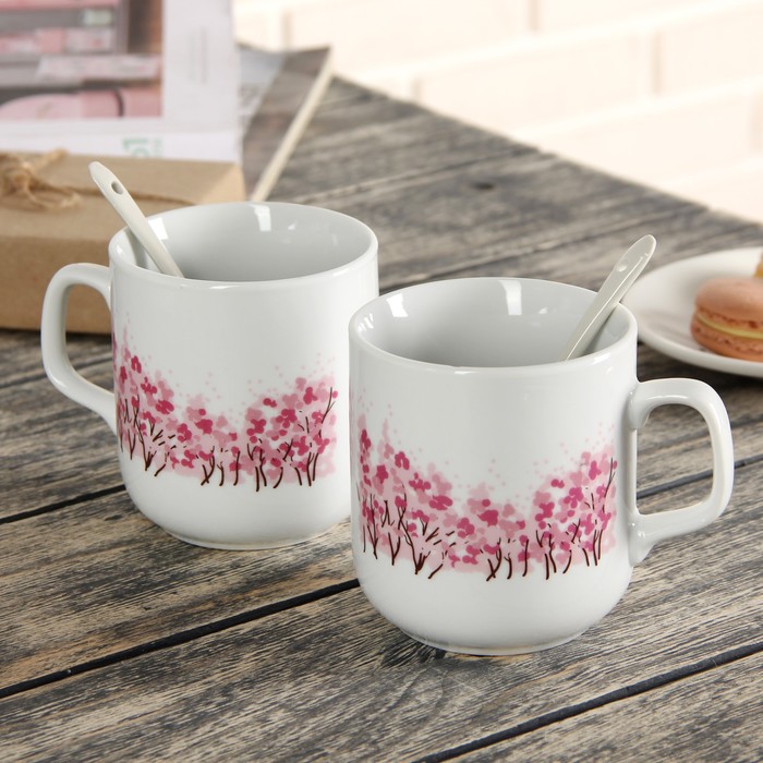 Набор кружек 300 мл "Сакура", 2 шт, с ложками, рисунок МИКС