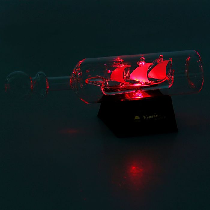 Корабль сувенирный в бутылке с белыми парусами «Корабль мечты», 9 х 20,5 х 4,5 см