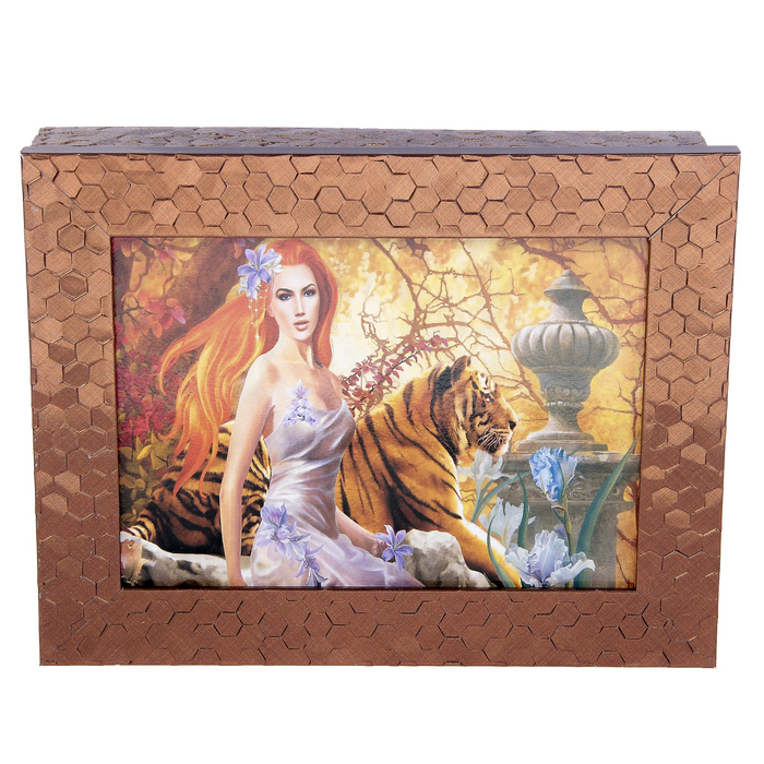 Ключница "Девушка" багет 18х23х5 см