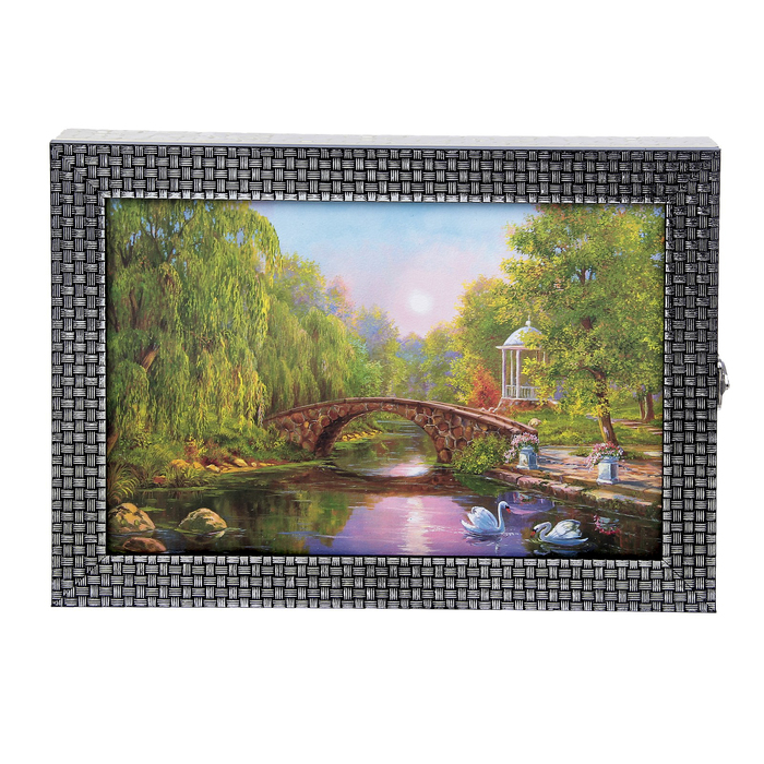 Ключница  "Лебеди на реке" багет ь 24х29х5 см