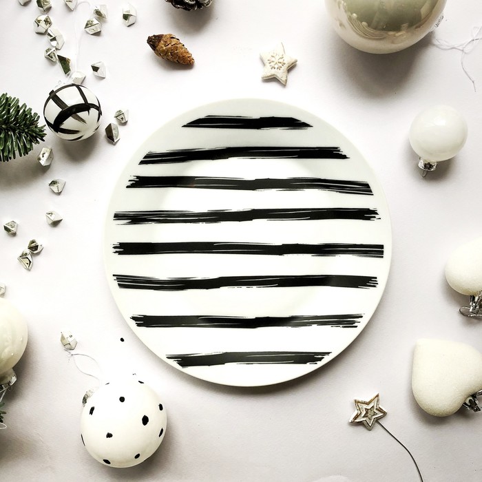 Тарелка 20 см "Линия"