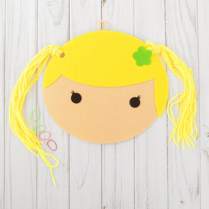 Развивающий коврик - заплети косички "Подружка" из фетра