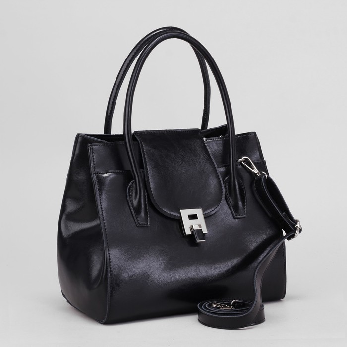 Сумка женская, отдел на молнии, с расширением, 2 наружных кармана, длинный ремень, цвет чёрный