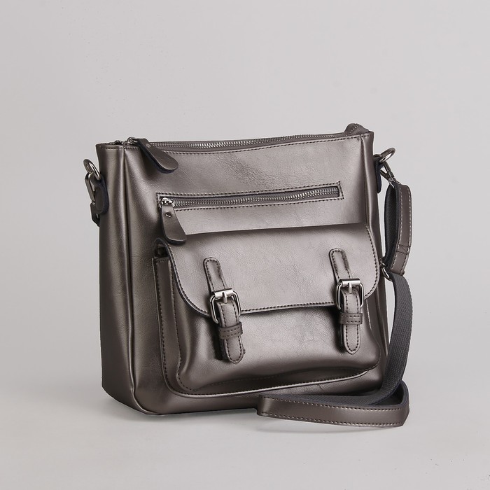 Сумка женская, отдел с перегородкой на молнии, 3 наружных кармана, длинный ремень, цвет серебристый