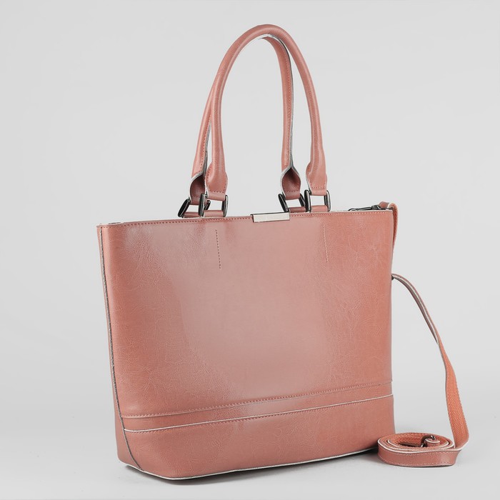 Сумка женская, отдел с перегородкой, наружный карман, длинный ремень, цвет пудровый