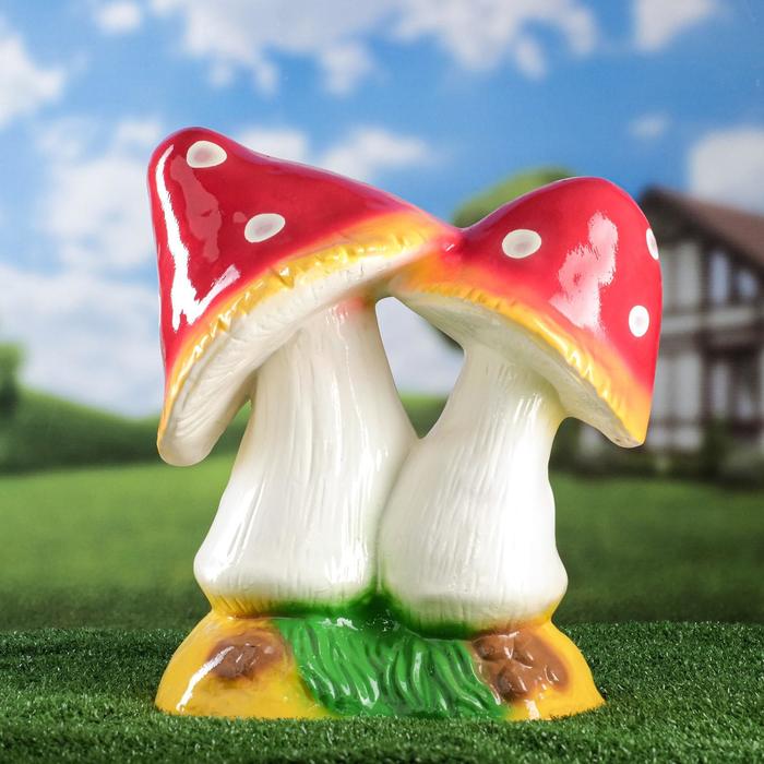 Садовая фигура "Пара мухоморов"
