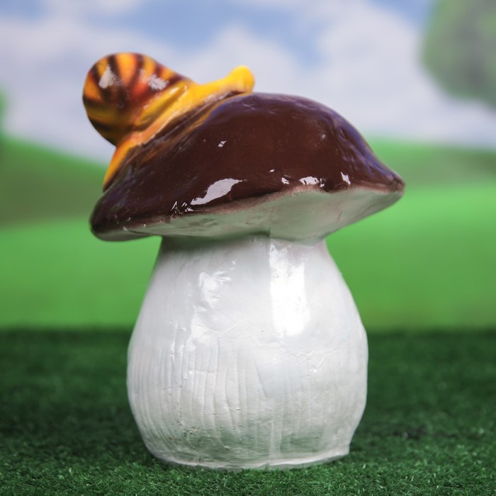 Сувенир-садовый "Гриб с улиткой"
