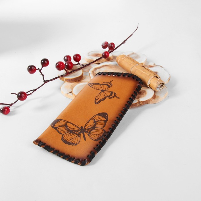 Футляр для очков, "Бабочки", отдел на клапане