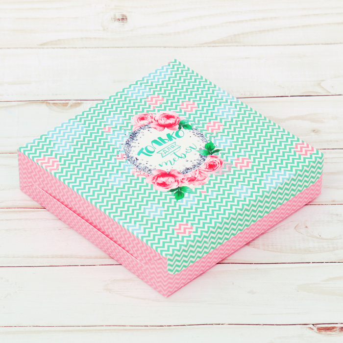 Упаковка для кондитерских изделий «Самой», 25 х 25 х 4,5 см