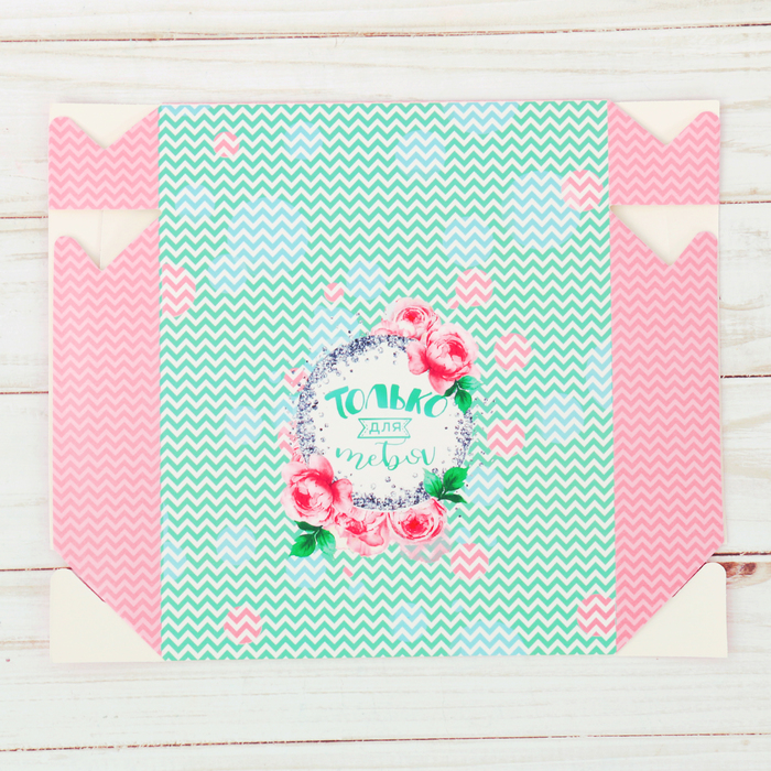 Упаковка для кондитерских изделий «Самой», 25 х 25 х 4,5 см