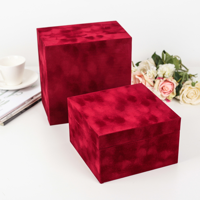 Набор коробок 2в1 "Бархат", 22 х 22 х 14 - 19,5 х 19,5 х 12 см
