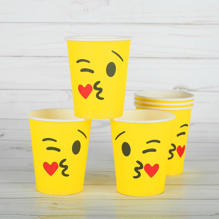 Бумажный стакан "Поцелуйчик" (набор 6 шт)
