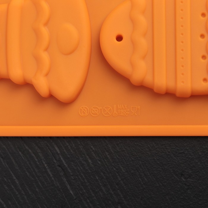 Форма для шоколада Доляна «Животные», 30×17×1 см, 8 ячеек (7,7×6 см), цвет МИКС