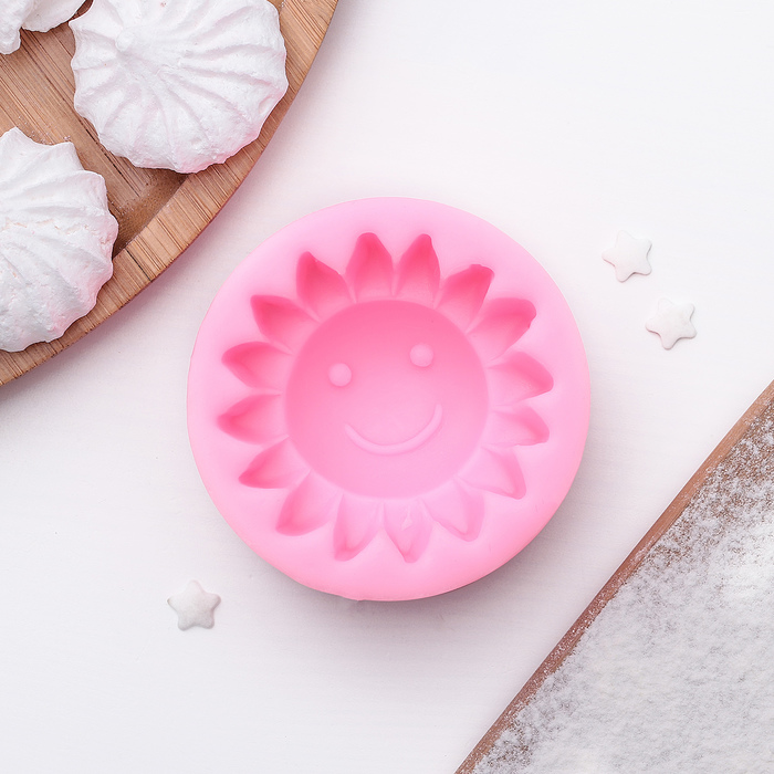 Молд 7,3х3,2 см "Солнце", цвет розовый