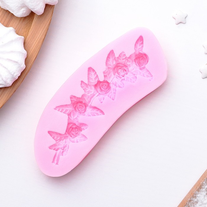 Молд 11,4х1,4 см "Вереница роз", цвет розовый