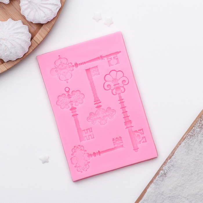 Молд 12,8х8,6х0,8 см "Пять ключей", цвет розовый