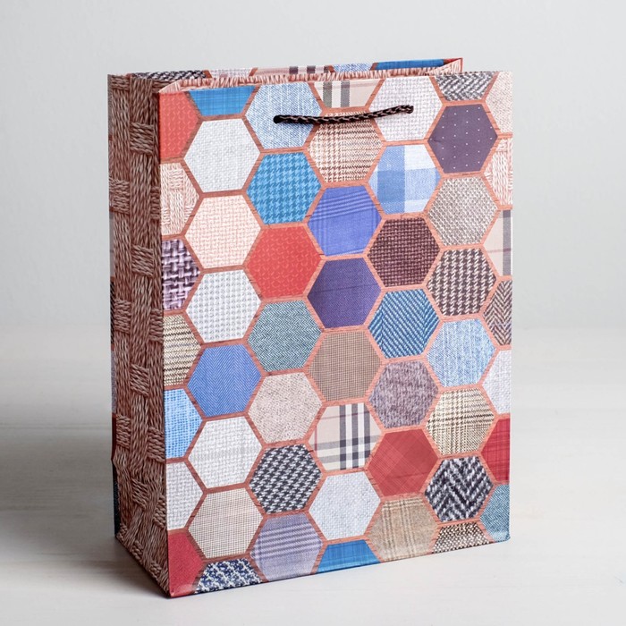 Пакет ламинированный вертикальный «Поздравляю», MS 18 × 23 × 10 см