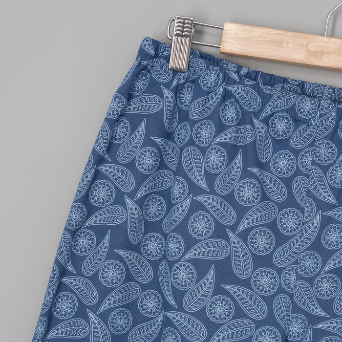 Пижама женская (футболка, бриджи) Цветочек синий, р-р 52