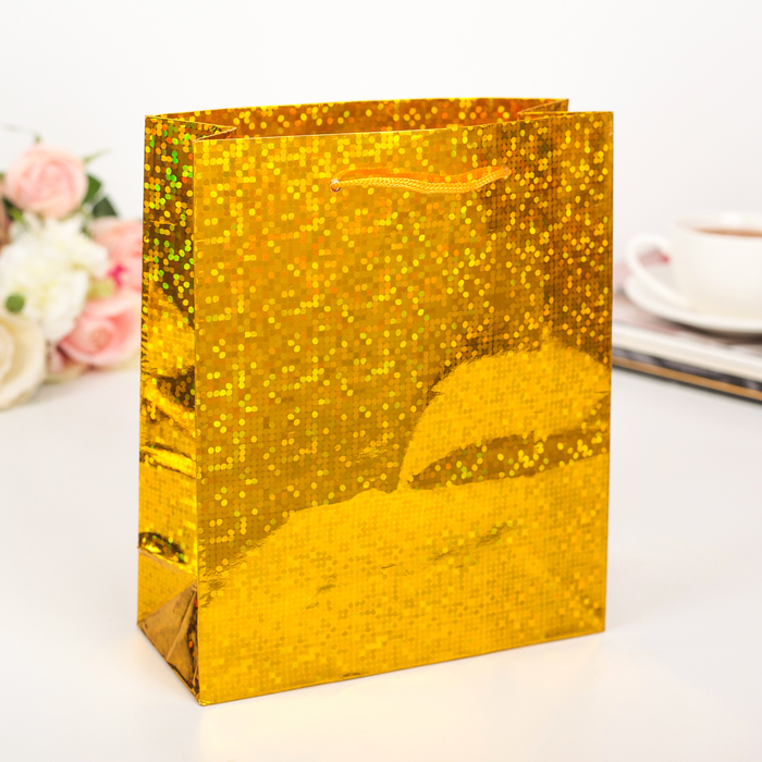 Пакет голография, цвет жёлтый, рисунок МИКС, 18 х 21 х 7 см