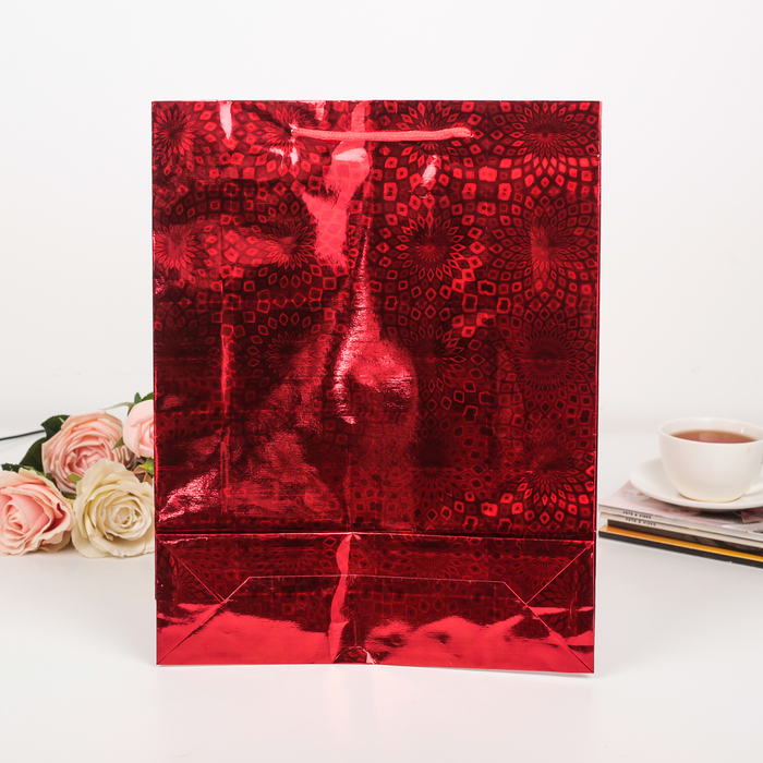 Пакет голография, цвет красный, рисунок МИКС, 29 х 38 х 9 см