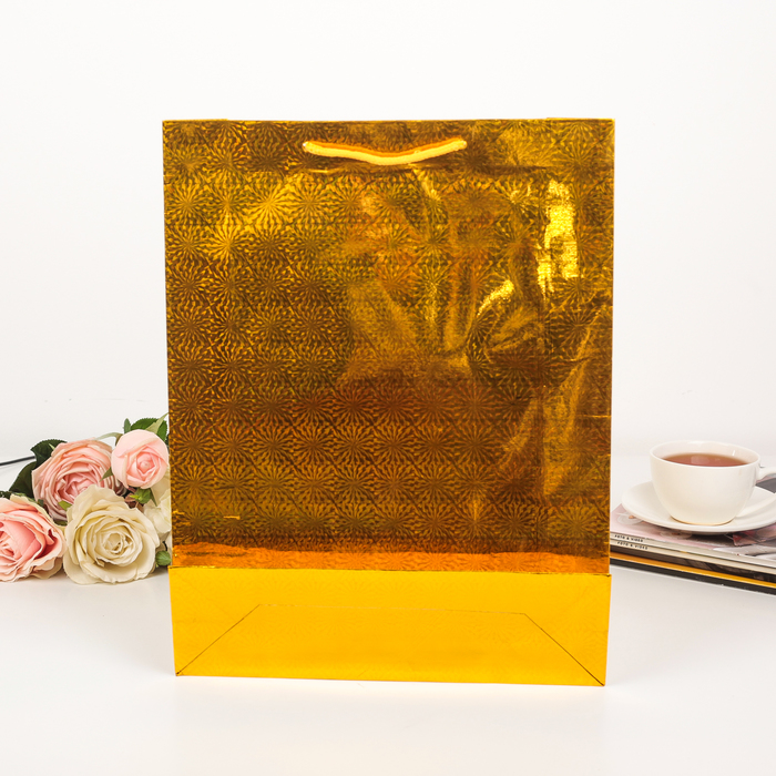 Пакет голография, золотой, рисунок МИКС, 29 х 38 х 9 см