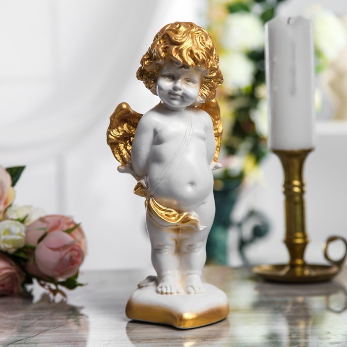 Сувенир-статуэтка средняя  "Амур на сердечке"