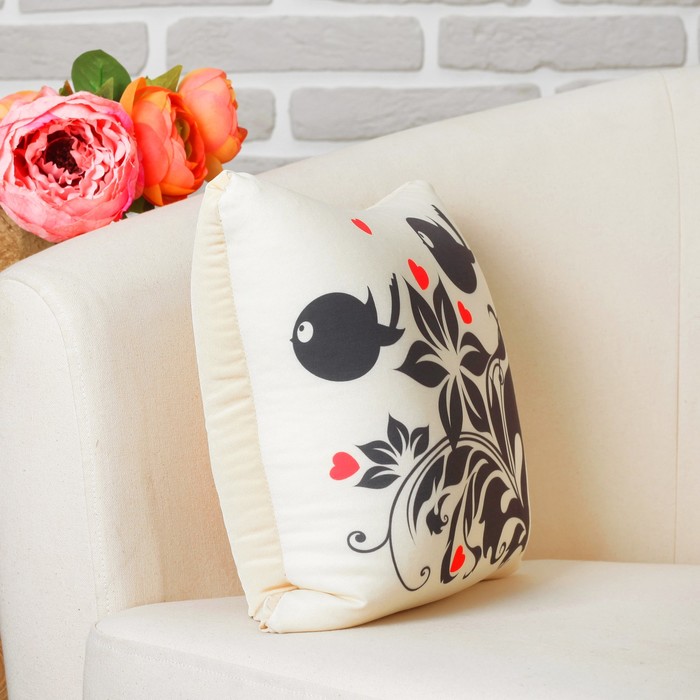 Подушка-игрушка "Завитки" 04