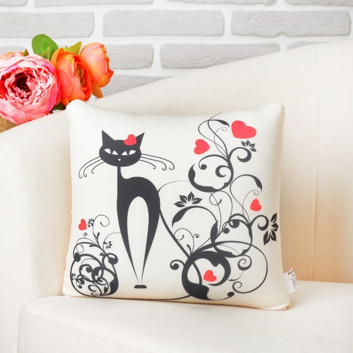 Подушка-игрушка "Завитки" 03