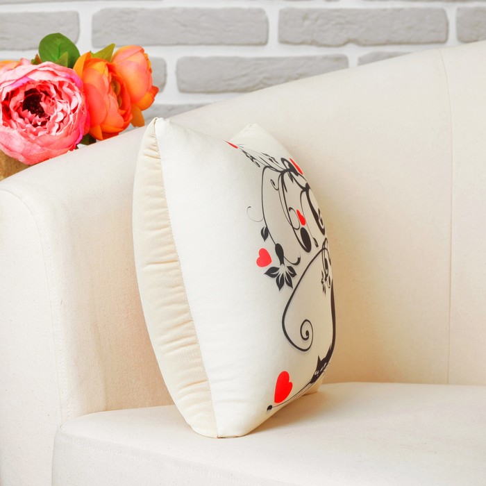 Подушка-игрушка "Завитки" 02