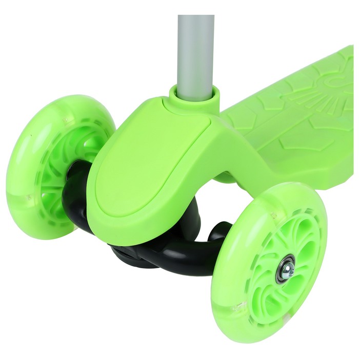Самокат стальной TROLY BQ-902/BQ-905, колеса светящиеся PU d= 120, 100 мм, цвет зеленый 892611 288