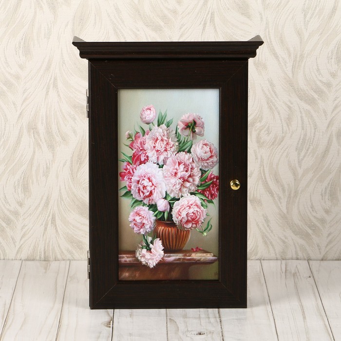 Ключница  "Букет на мраморном столике" Венге 28х16,5х6 см