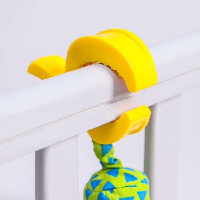 Мягкая подвесная игрушка с погремушкой "Бегемот/Обезьянка", возраст 0+, цвет МИКС