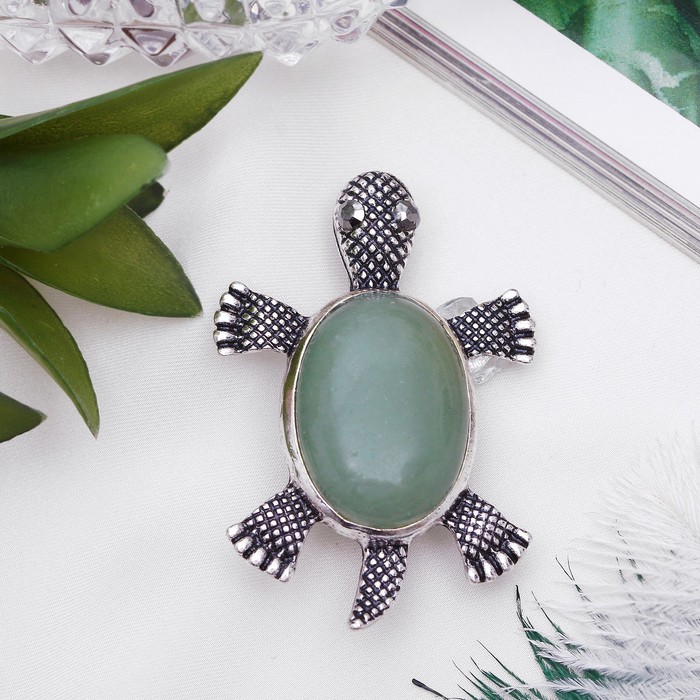 Брошь черепашка "Нефрит" в чернёном серебре