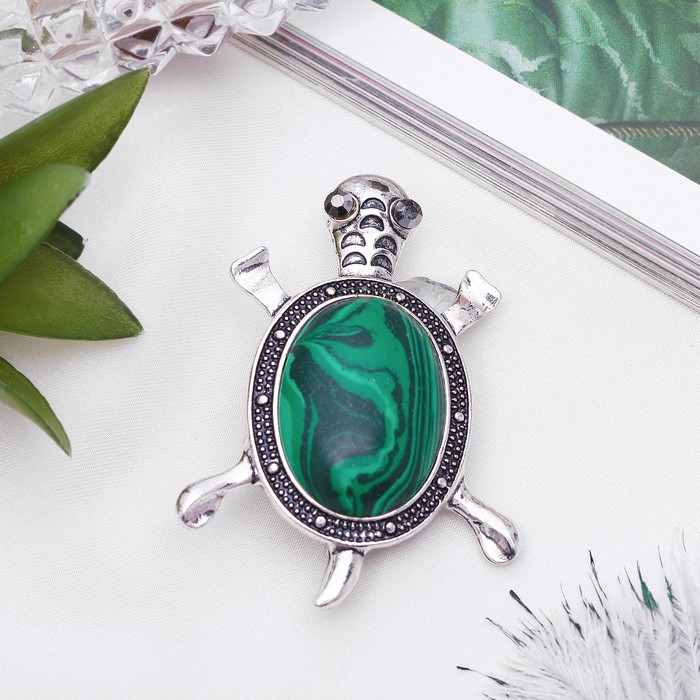 Брошь черепаха "Малахит" в чернёном серебре